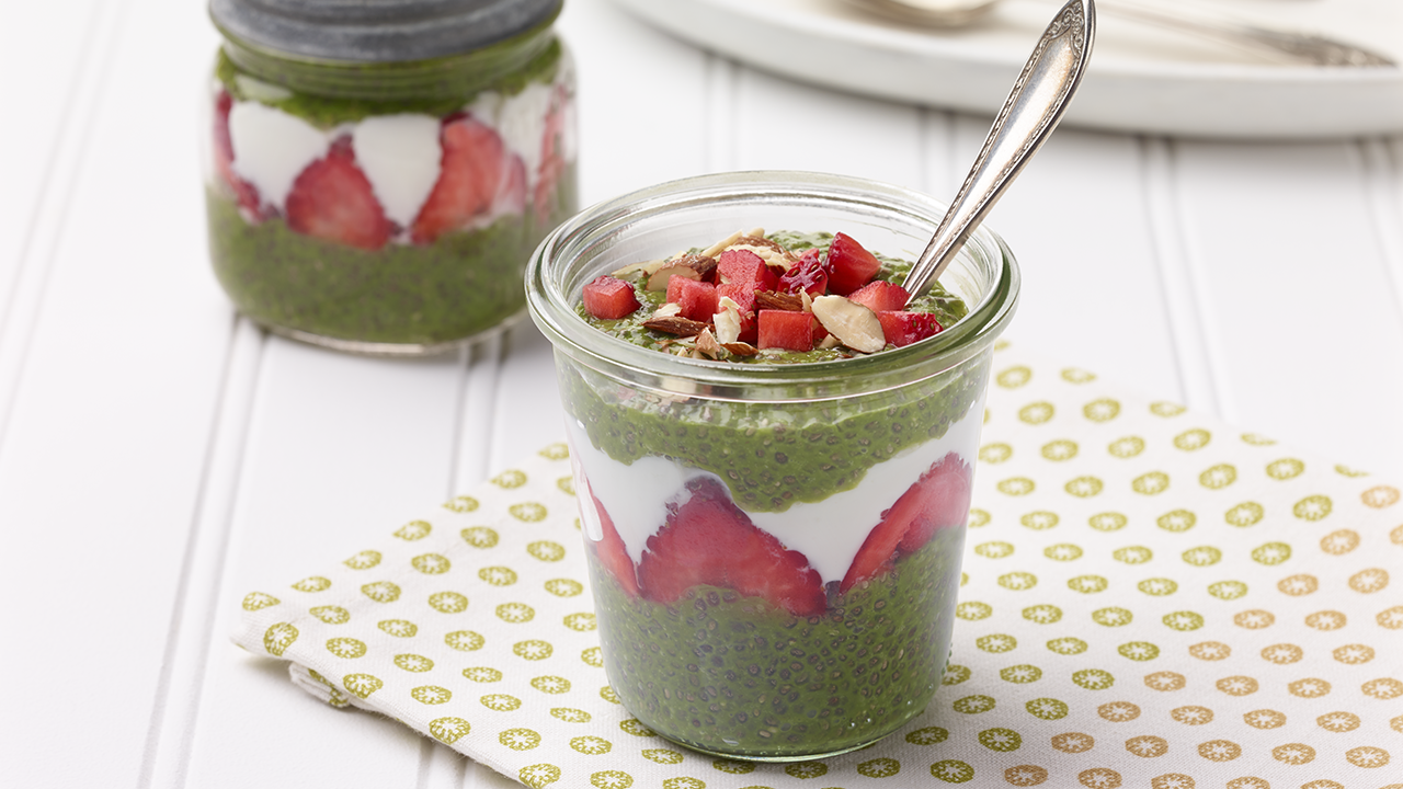 Vanilla Banana Chia Matcha Breakfast Pudding – ITO EN
