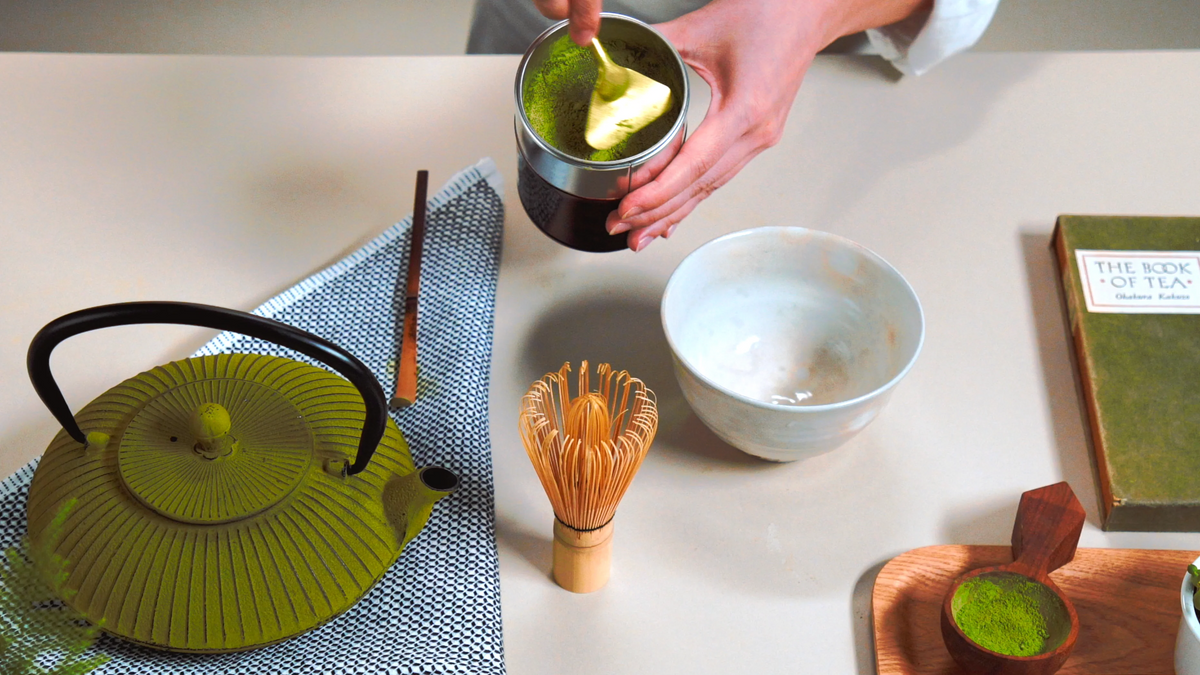 (Optional) Sift matcha to ensure there are no clumps.