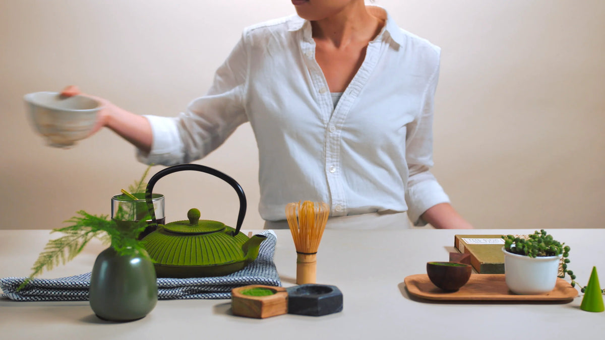 Discard the water from the bowl.